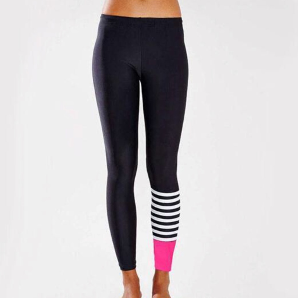 Black and Pink Stripped Leggings - Picture 2 of 3